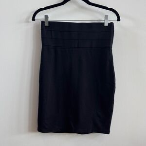 Max Studio Pencil Skirt – Chic & Timeless Classic (Size Small) 🖤